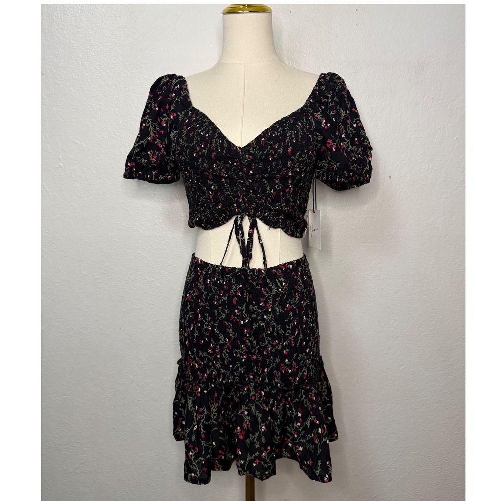 Japna Women's Small Two Piece Set Black Floral Skirt & Crop Top NEW
